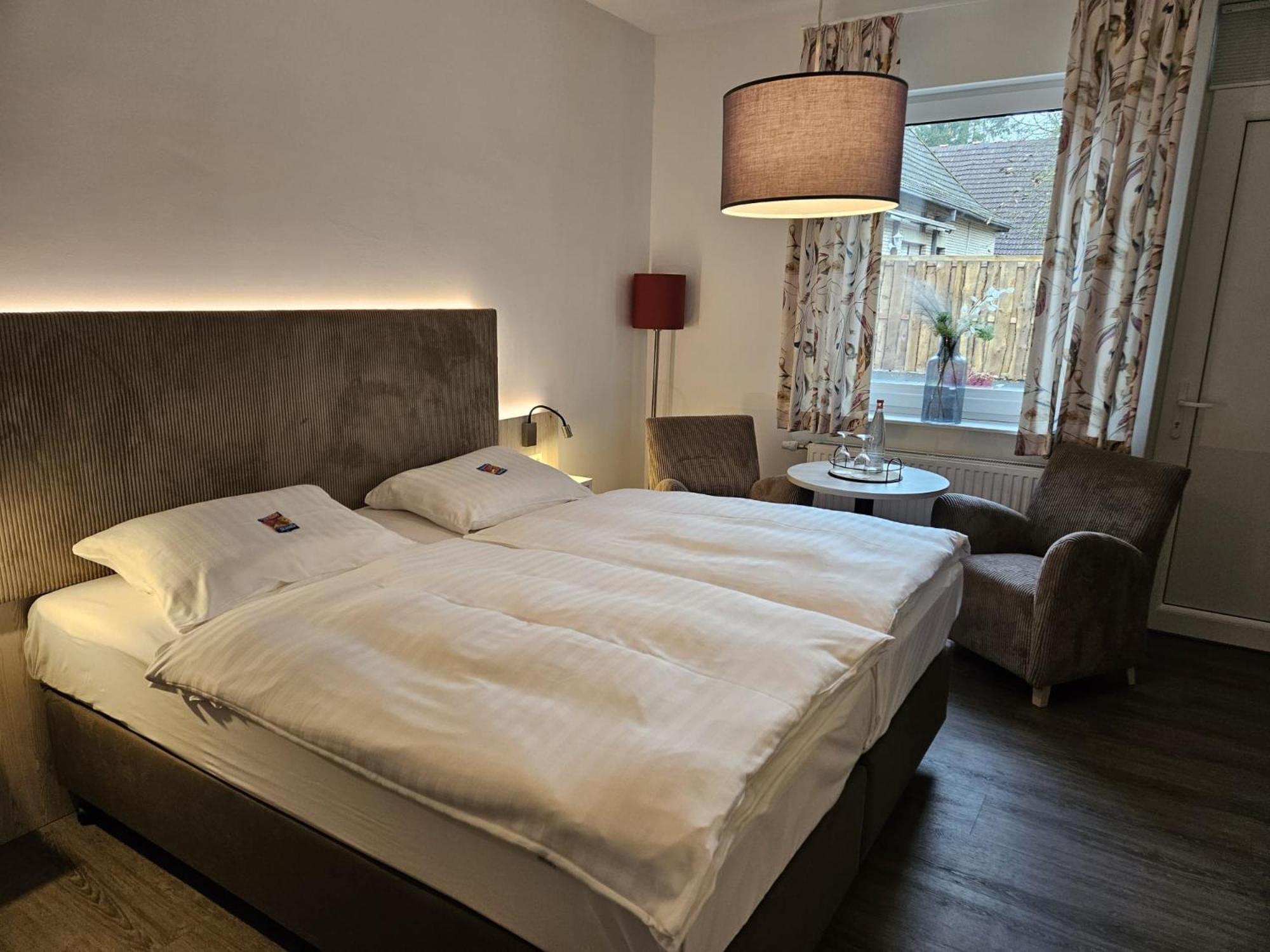Hotel Zur Post Neubruchhausen Exteriér fotografie