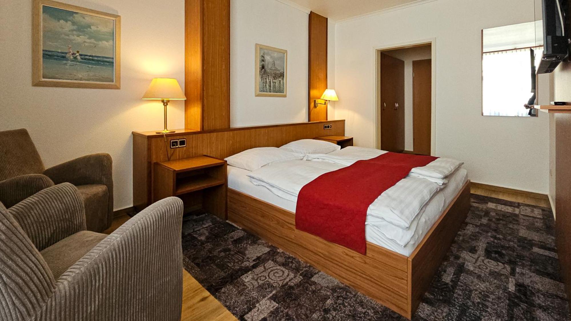Hotel Zur Post Neubruchhausen Exteriér fotografie